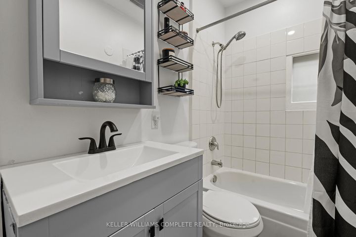 Photo 9 at 26 Garside Avenue N, Homeside, Hamilton