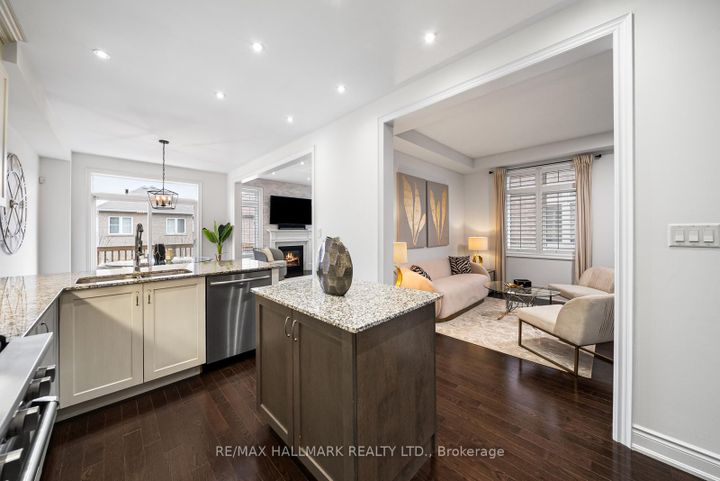 Photo 7 at 317 Oberfrick Avenue, Patterson, Vaughan