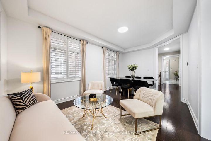 Photo 10 at 317 Oberfrick Avenue, Patterson, Vaughan