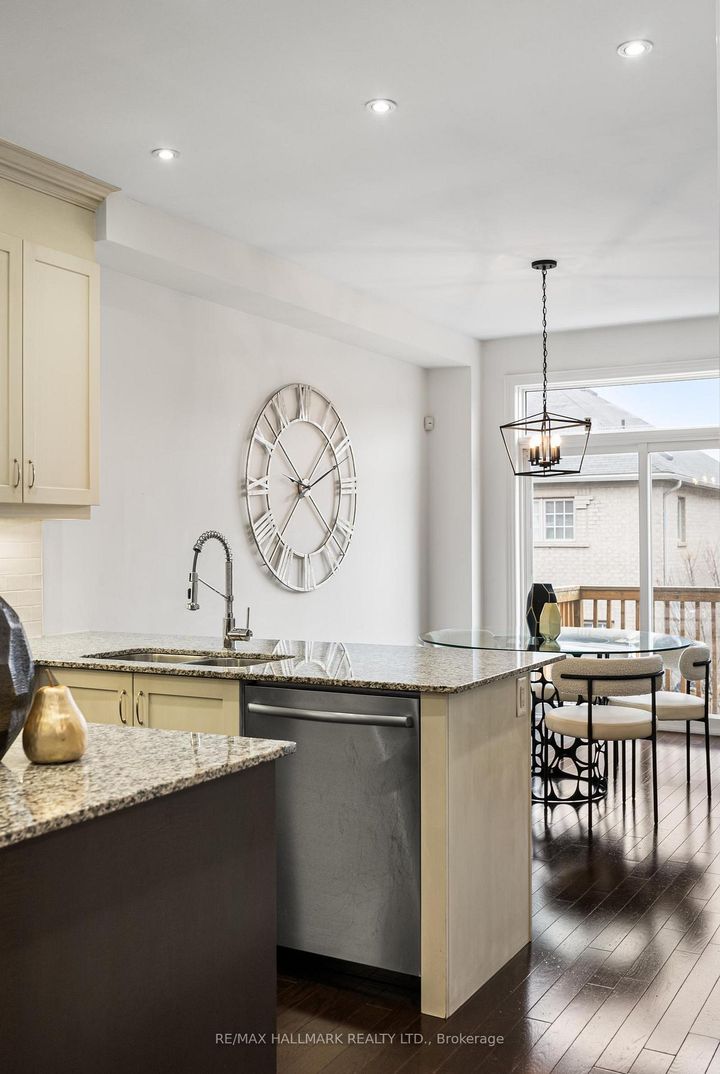 Photo 20 at 317 Oberfrick Avenue, Patterson, Vaughan