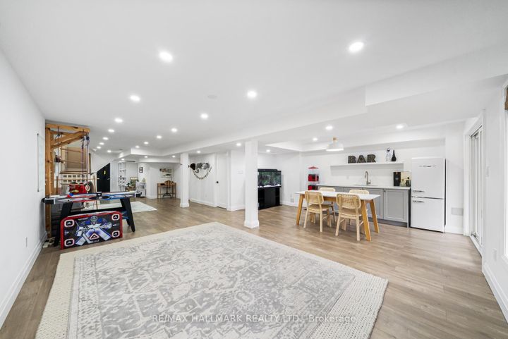 Photo 37 at 317 Oberfrick Avenue, Patterson, Vaughan