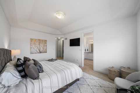 Photo 25 at 317 Oberfrick Avenue, Patterson, Vaughan