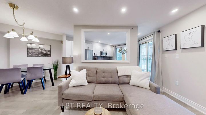 Photo 6 at 712 - 75 Weldrick Road E, Observatory, Richmond Hill