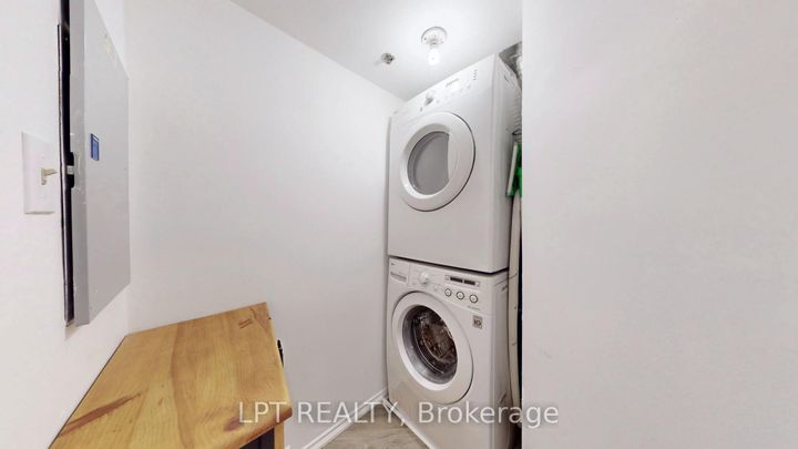 Photo 30 at 712 - 75 Weldrick Road E, Observatory, Richmond Hill