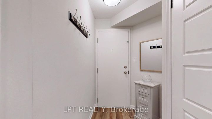 Photo 31 at 712 - 75 Weldrick Road E, Observatory, Richmond Hill