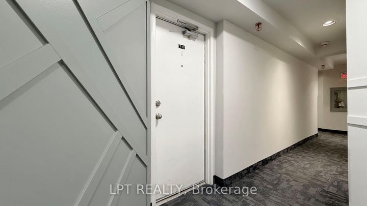 Photo 33 at 712 - 75 Weldrick Road E, Observatory, Richmond Hill