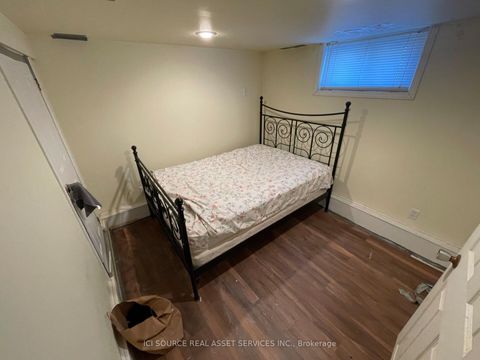 Photo 19 at 547 Montrave Avenue, Vanier, Oshawa