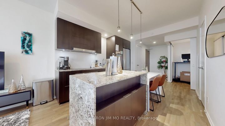 Photo 6 at 3409 - 1 Bloor Street E, Yonge Corridor, Toronto