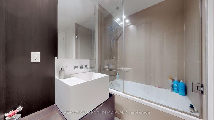 Photo 16 at 3409 - 1 Bloor Street E, Yonge Corridor, Toronto