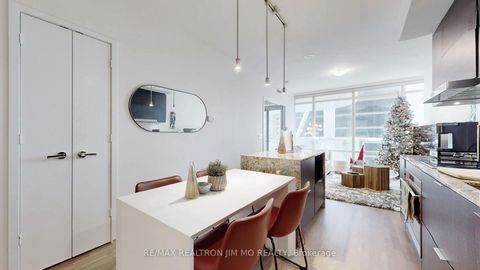 Photo 7 at 3409 - 1 Bloor Street E, Yonge Corridor, Toronto