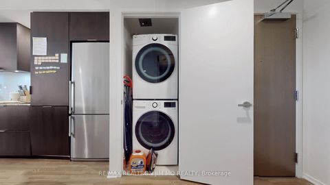 Photo 19 at 3409 - 1 Bloor Street E, Yonge Corridor, Toronto