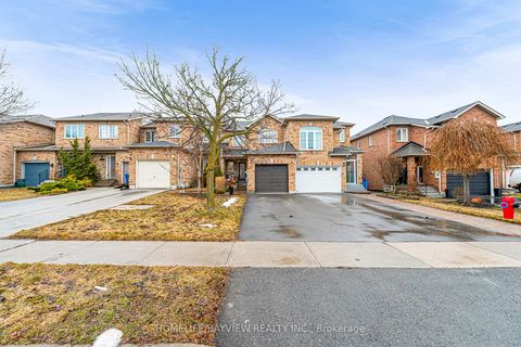 Photo 1 at 515 Rourke Place, College Manor, Newmarket