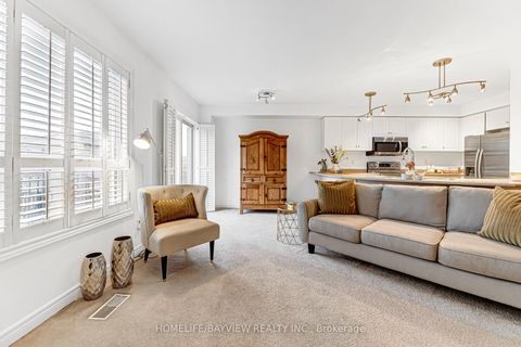 Photo 15 at 515 Rourke Place, College Manor, Newmarket