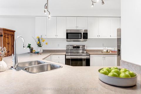 Photo 24 at 515 Rourke Place, College Manor, Newmarket