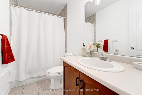 Photo 36 at 515 Rourke Place, College Manor, Newmarket