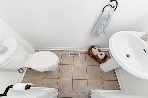 Photo 38 at 515 Rourke Place, College Manor, Newmarket