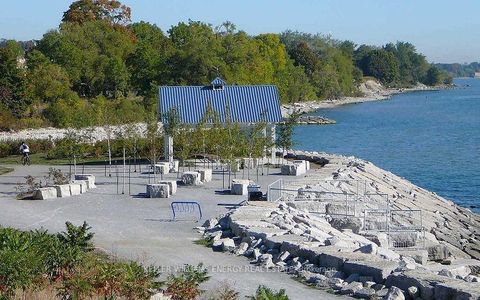 Photo 2 at 21 - 121 Centennial Road, Centennial Scarborough, Toronto