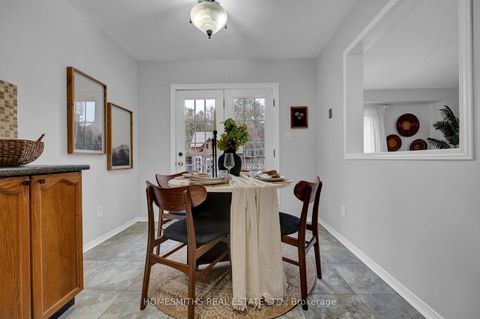 Photo 13 at 787 Bennett Crescent, Pinecrest, Oshawa