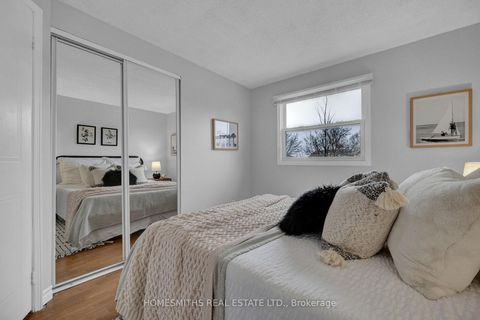 Photo 26 at 787 Bennett Crescent, Pinecrest, Oshawa