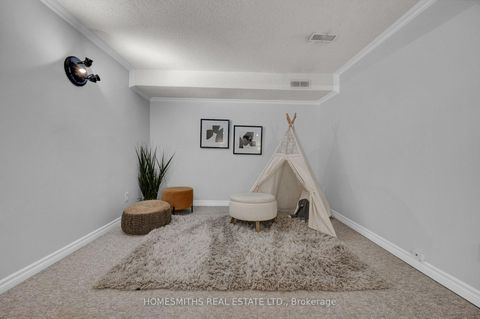 Photo 32 at 787 Bennett Crescent, Pinecrest, Oshawa