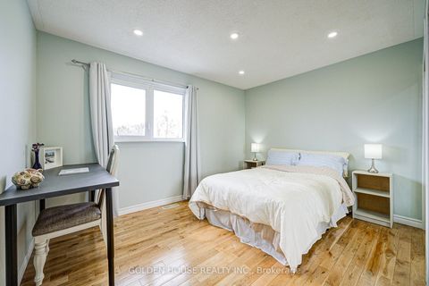 Photo 25 at 53 West Park Heights, Keswick South, Georgina