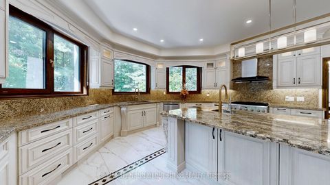 Photo 11 at 30 Marcus Court, Rural Vaughan, Vaughan