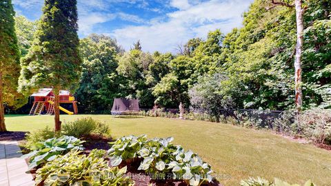 Photo 37 at 30 Marcus Court, Rural Vaughan, Vaughan