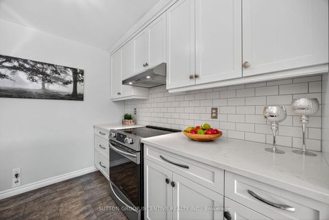 Photo 13 at 63 Nicklaus Drive, East Bayfield, Barrie