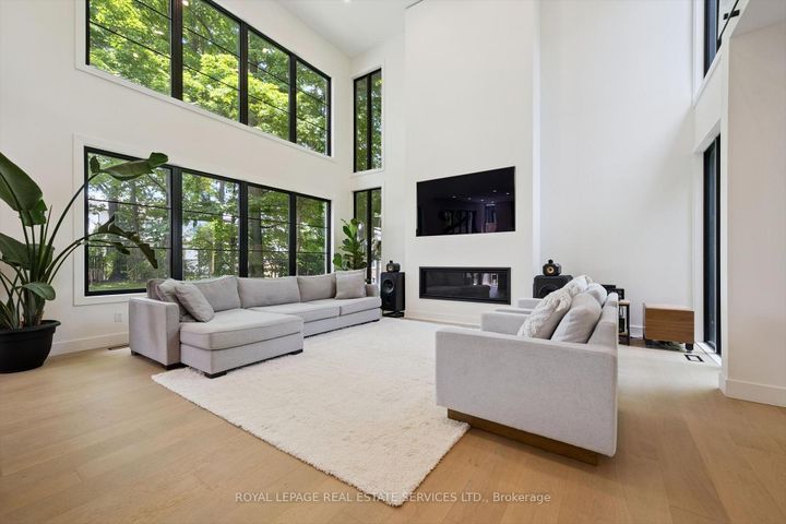 Photo 7 at 515 Pineland Avenue, WO West, Oakville