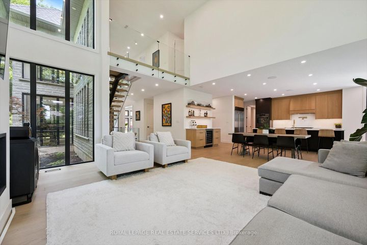 Photo 9 at 515 Pineland Avenue, WO West, Oakville