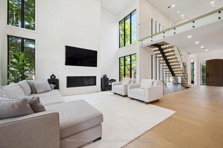 Photo 10 at 515 Pineland Avenue, WO West, Oakville