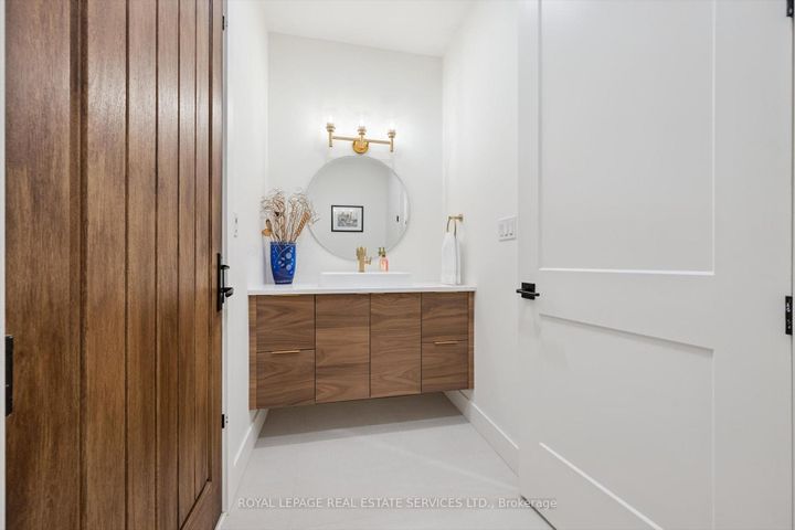 Photo 20 at 515 Pineland Avenue, WO West, Oakville