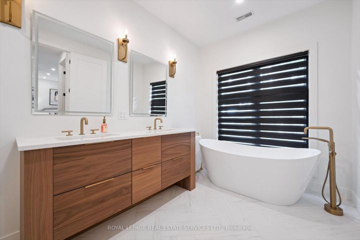 Photo 30 at 515 Pineland Avenue, WO West, Oakville