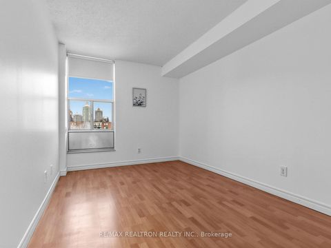 Photo 10 at 505 - 20 Fashion Roseway, Willowdale East, Toronto