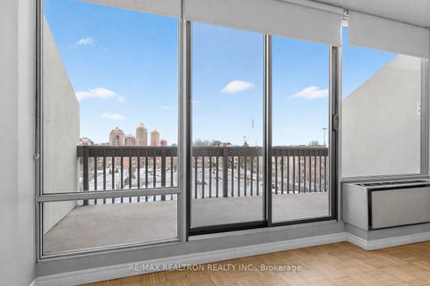 Photo 15 at 505 - 20 Fashion Roseway, Willowdale East, Toronto