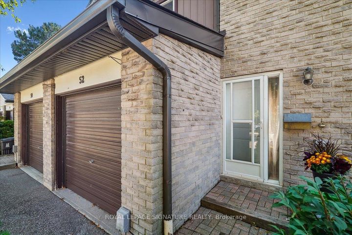 Photo 1 at 52 - 1131 Sandhurst Circle, Agincourt North, Toronto