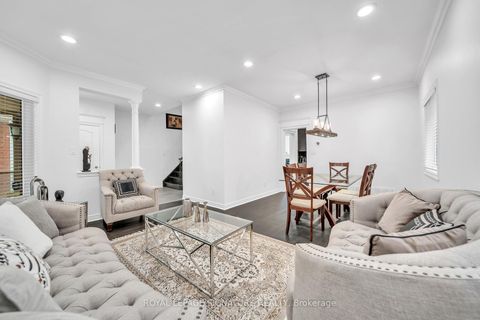 Photo 6 at 406 Hewitt Circle, Summerhill Estates, Newmarket