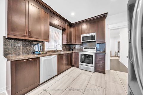 Photo 16 at 406 Hewitt Circle, Summerhill Estates, Newmarket