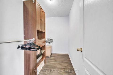 Photo 22 at 406 Hewitt Circle, Summerhill Estates, Newmarket