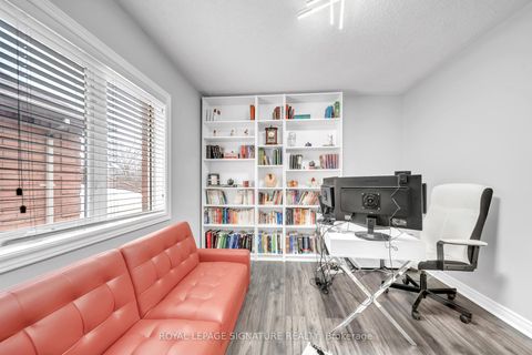 Photo 25 at 406 Hewitt Circle, Summerhill Estates, Newmarket