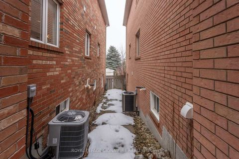 Photo 43 at 406 Hewitt Circle, Summerhill Estates, Newmarket