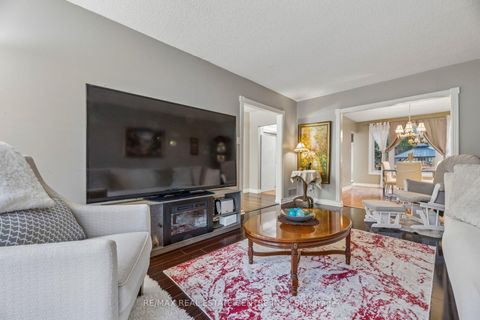 Photo 6 at 325 Aztec Drive, McLaughlin, Oshawa