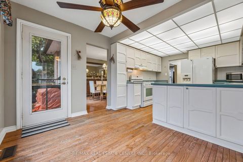 Photo 11 at 325 Aztec Drive, McLaughlin, Oshawa