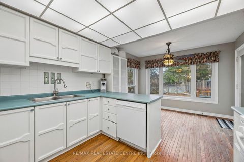 Photo 14 at 325 Aztec Drive, McLaughlin, Oshawa