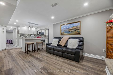 Photo 29 at 325 Aztec Drive, McLaughlin, Oshawa