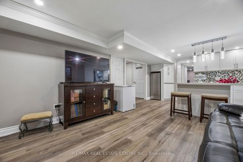 Photo 30 at 325 Aztec Drive, McLaughlin, Oshawa