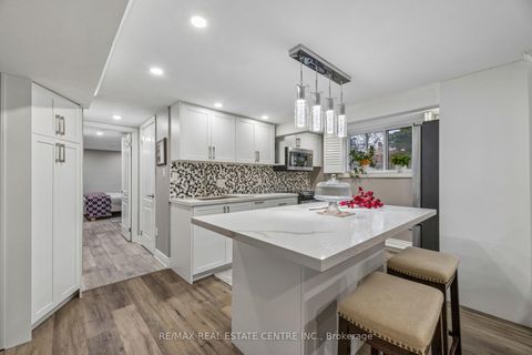 Photo 32 at 325 Aztec Drive, McLaughlin, Oshawa