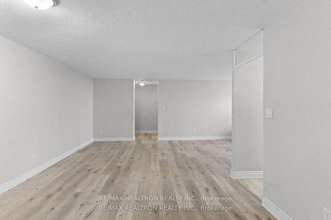 Photo 6 at 910 - 100 Wingarden Court, Malvern, Toronto