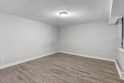 Photo 20 at 910 - 100 Wingarden Court, Malvern, Toronto