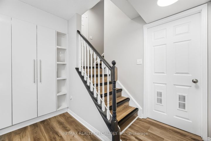 Photo 17 at 77 - 5535 Glen Erin Drive, Central Erin Mills, Mississauga